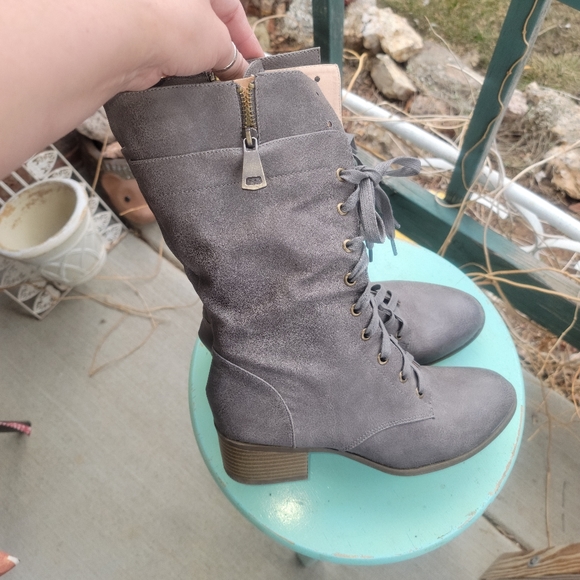 Brand new lace up gray combat boots - Picture 11 of 12